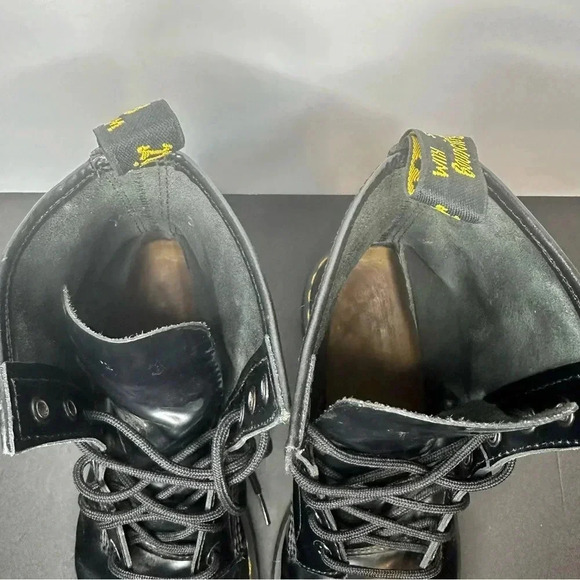 Dr. Martens Women’s 8 Black Leather Zip Ankle Lace Up Boots - Picture 12 of 13